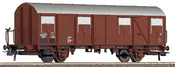 Box car with brakemans platform<br /><a href='images/pictures/Roco/47266.jpg' target='_blank'>Full size image</a>